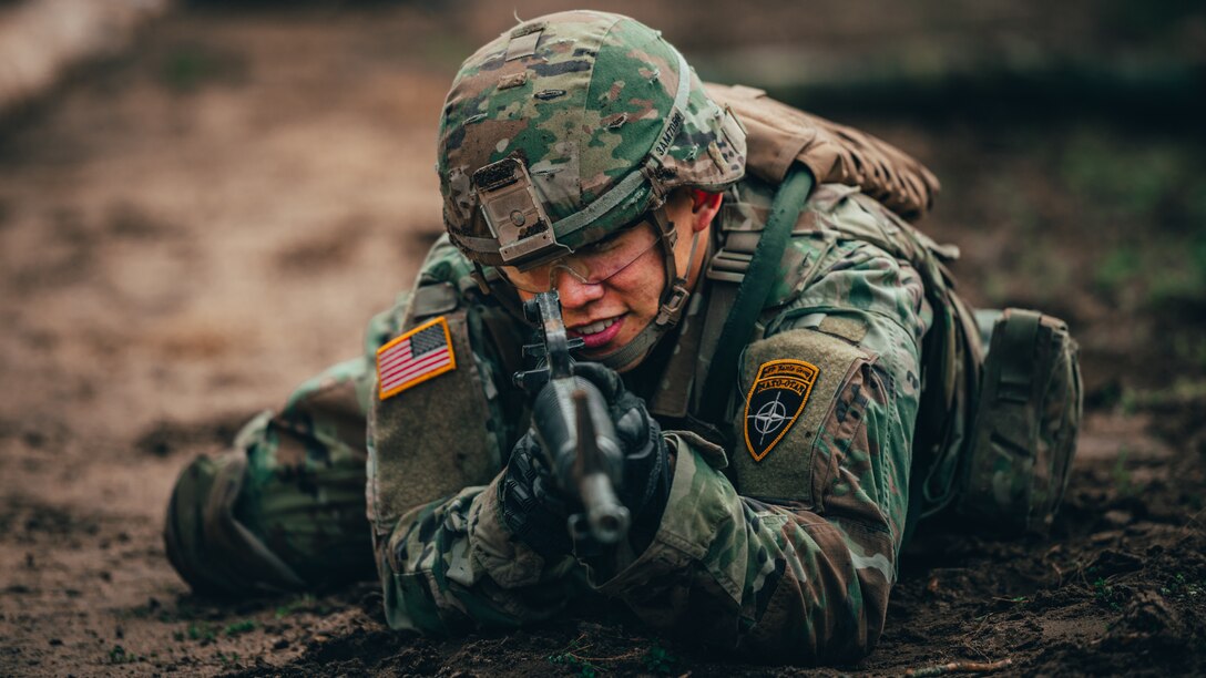 Expert Infantry Badge and Expert Soldier Badge training in Poland