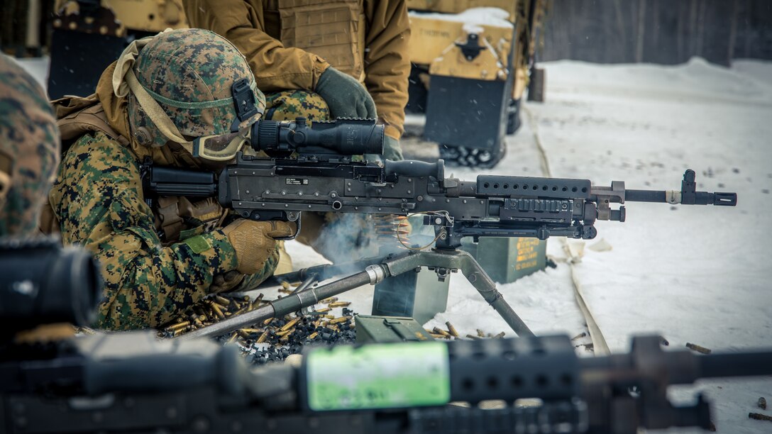 SPMAGTF-AE: Marines conduct machine gun range in Alaska