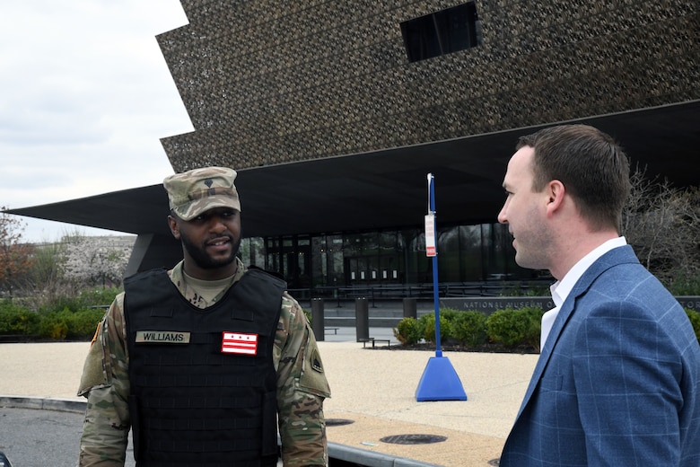 D.C. National Guard soldier supports D.C. Metropolitan Police