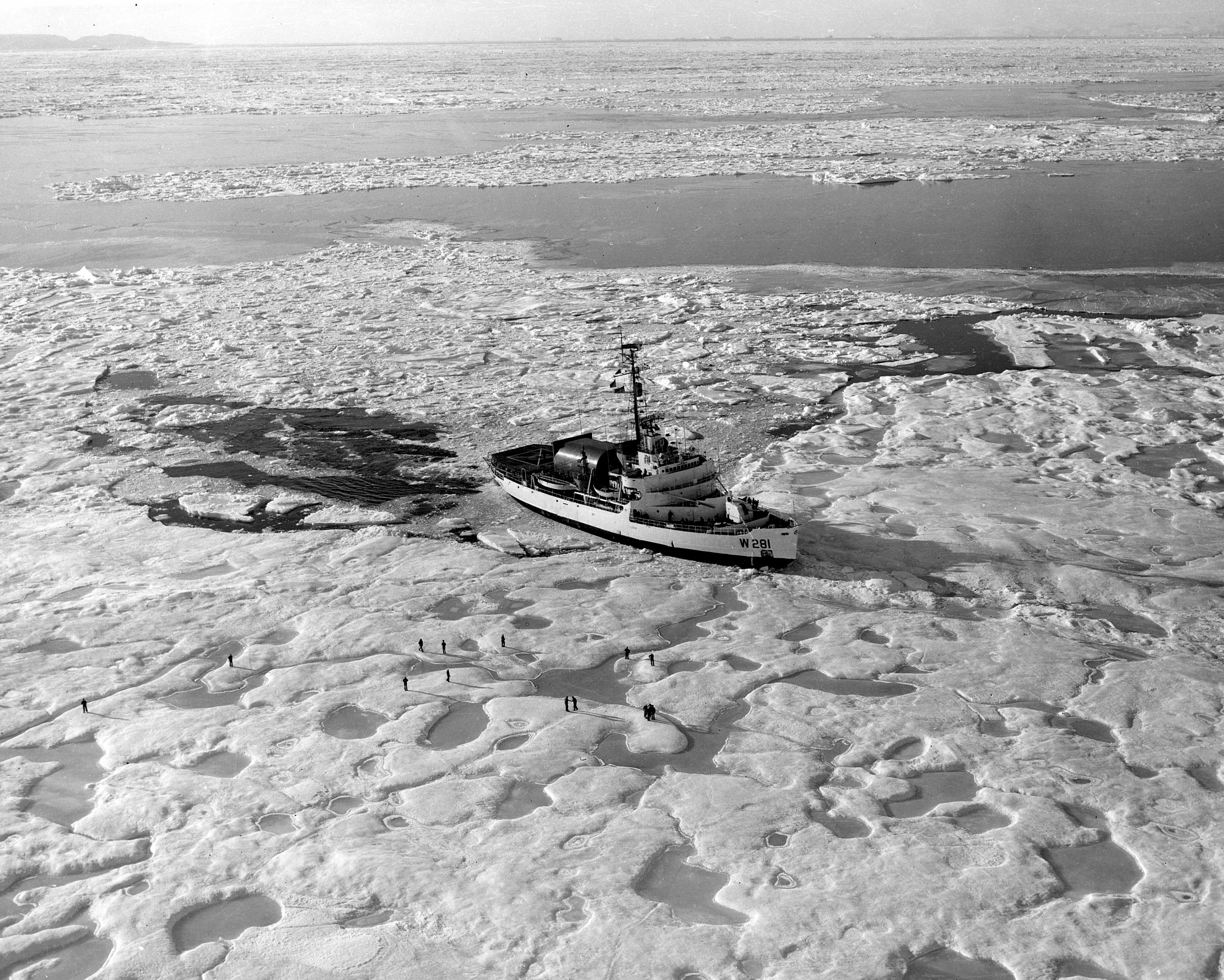 Westwind, 1944 (WAGB 281); ex-Severni Pulius > United States Westwind, 1944 (WAGB 281); ex-Severni Pulius > United States