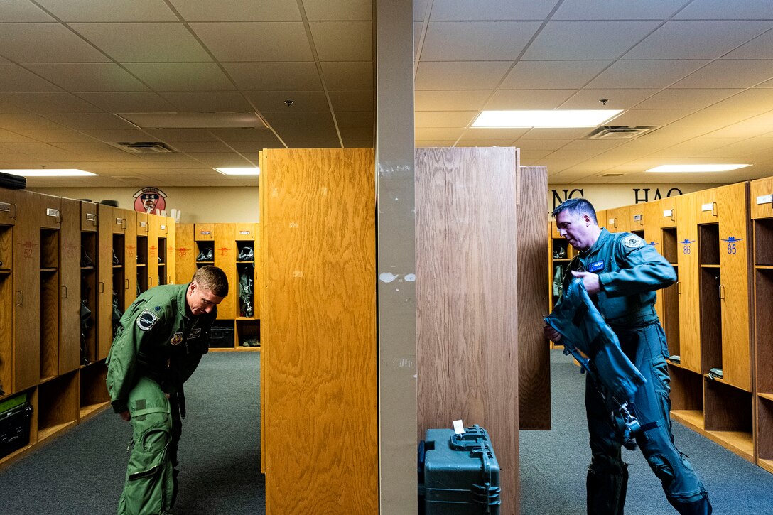 Photo of pilots getting ready.