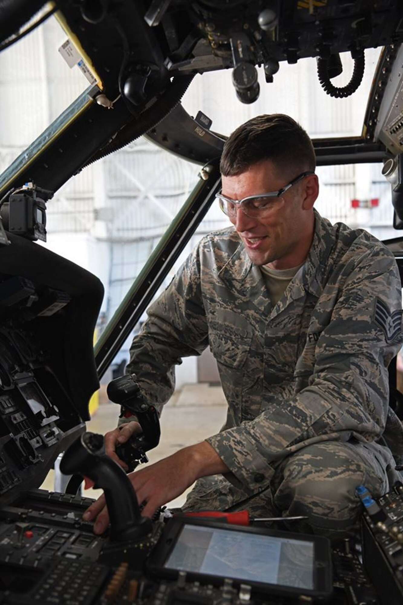 920th Maintenance Airmen continue amid COVID-19