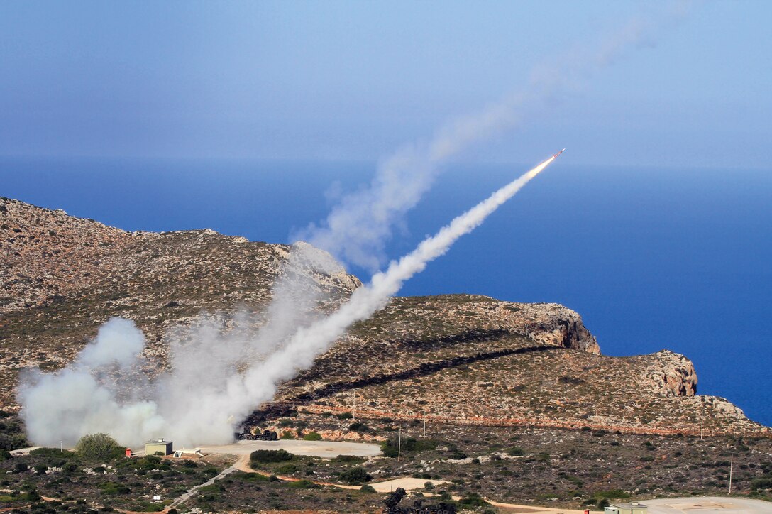 Soldiers from 7th Air Defense Artillery Regiment engage targets with Patriot missile systems at NATO Missile Firing Installation at Chania, Greece, during
German-led multinational air defense exercise Artemis Strike, November 2017 (U.S. Army/Jason Epperson)