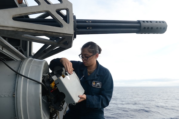 Fire controlman installs radiation cover onto Phalanx close-in weapon system
aboard USS Russell, January 29, 2020, Pacific Ocean (U.S. Navy/Sean Lynch)