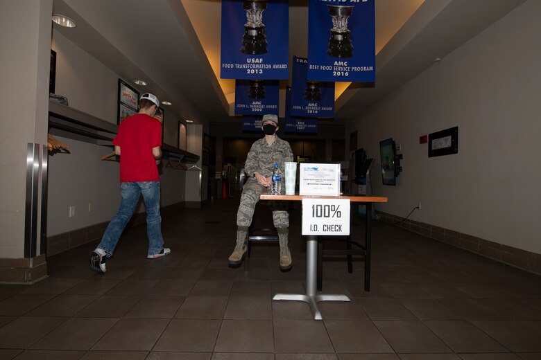 Feeding the Force: Dining facilities alter operations during pandemic ...