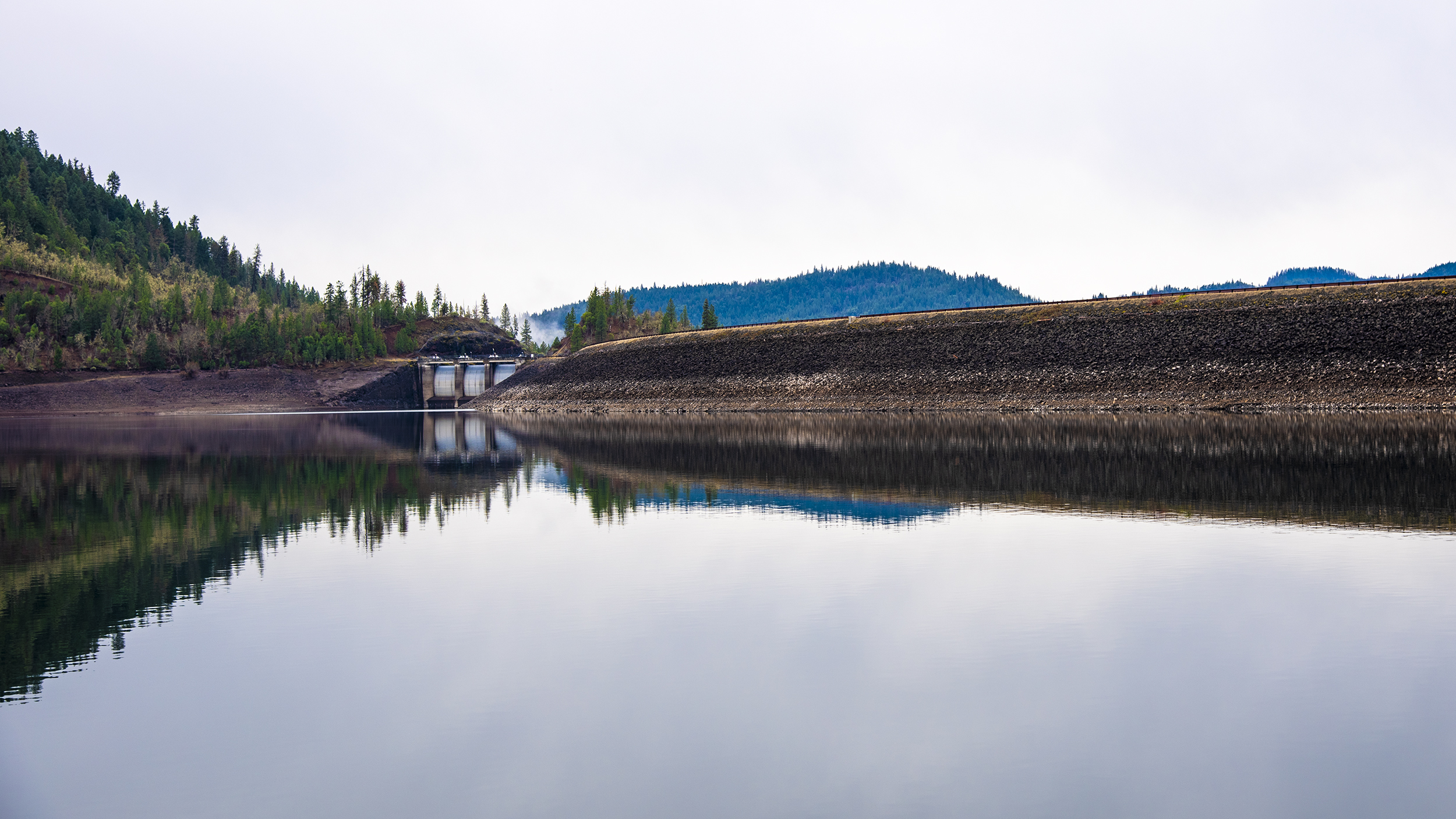 William L. Jess Dam at Lost Creek Lake, Oregon