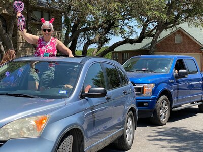 BAMC cheers up cancer survivor
