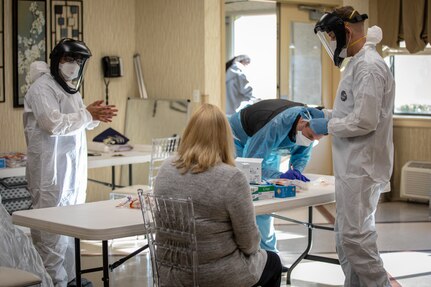 Soldiers partner with a nursing home to test for COVID-19