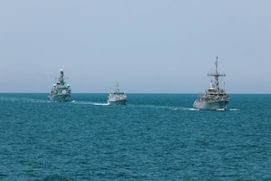 200428-A-DZ781-0002 ARABIAN GULF (May 28, 2020) – The HMS Argyll, HMS Shoreham and the mine countermeasures ship USS Dextrous (MCM 13) participate in the bilateral Mine Countermeasures Exercise 2020 (MCMEX 20) with the mine countermeasures ship USS Gladiator (MCM 11) in the Arabian Gulf, March 28. Gladiator is forward-deployed to the U.S. 5th Fleet area of operations in support of naval operations to ensure maritime stability and security in the Central region, connecting the Mediterranean and the Pacific through the Western Indian Ocean and three strategic choke points. (U.S. Army photo by Pfc. Christopher Cameron)