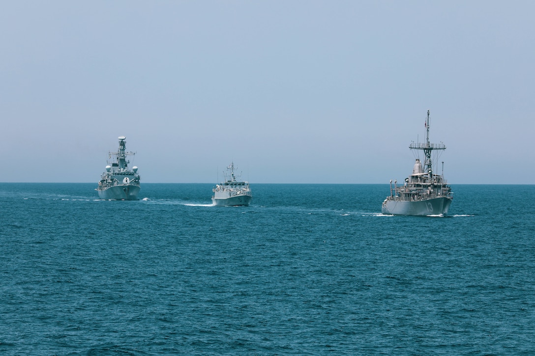 200428-A-DZ781-0002 ARABIAN GULF (May 28, 2020) – The HMS Argyll, HMS Shoreham and the mine countermeasures ship USS Dextrous (MCM 13) participate in the bilateral Mine Countermeasures Exercise 2020 (MCMEX 20) with the mine countermeasures ship USS Gladiator (MCM 11) in the Arabian Gulf, March 28. Gladiator is forward-deployed to the U.S. 5th Fleet area of operations in support of naval operations to ensure maritime stability and security in the Central region, connecting the Mediterranean and the Pacific through the Western Indian Ocean and three strategic choke points. (U.S. Army photo by Pfc. Christopher Cameron)