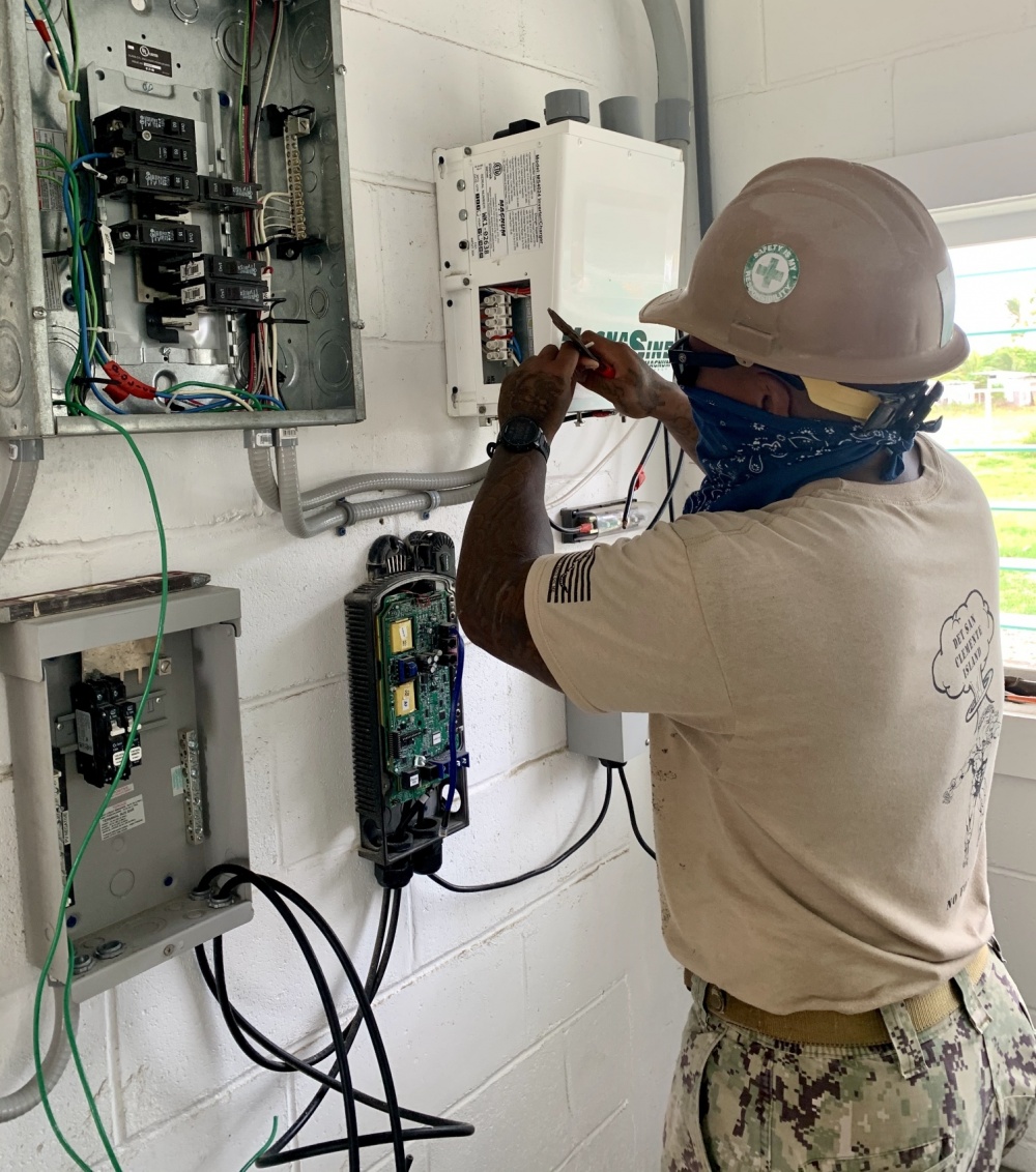 Nmcb 5 S Seabees Connect With The Community Of Marshall Islands Commander U S 7th Fleet Display