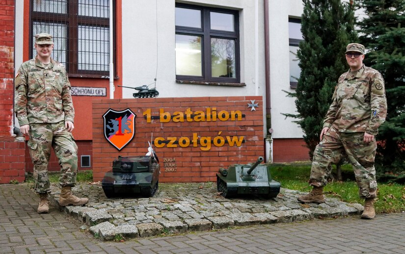 Swietoszow mayor cell team works to set up deluxe Morale Welfare and Recreation center