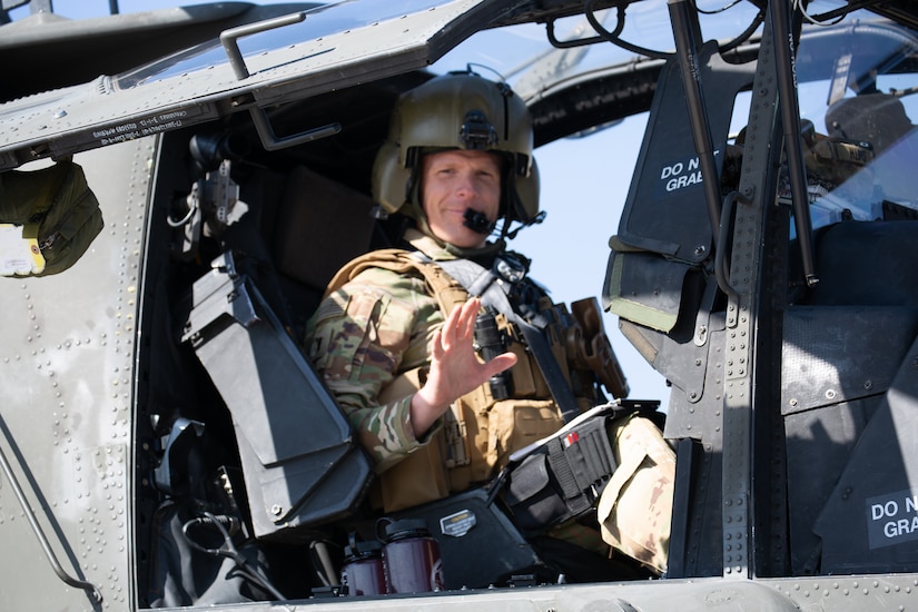 Soldiers assigned to the Utah National Guard's 1st Battalion, 211th Attack Reconnaissance Battalion, Aviation Regiment, depart the Army Aviation Support Facility, West Jordan, Utah, May 7, 2020.