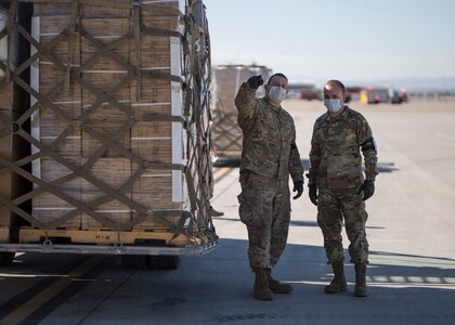 Utah National Guard helps transfer humanitarian aid to Ecuador