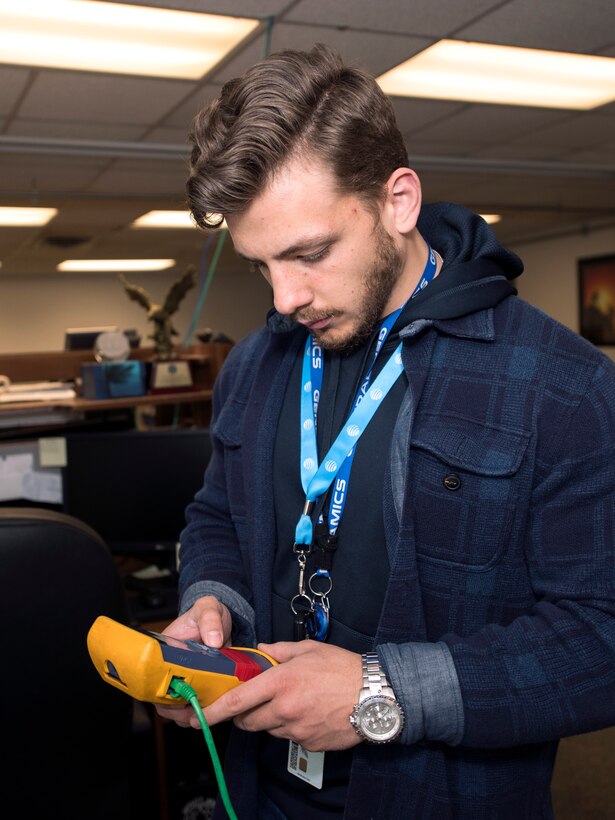 A photo of a commercial network administrator that goes with an EITaaS story.