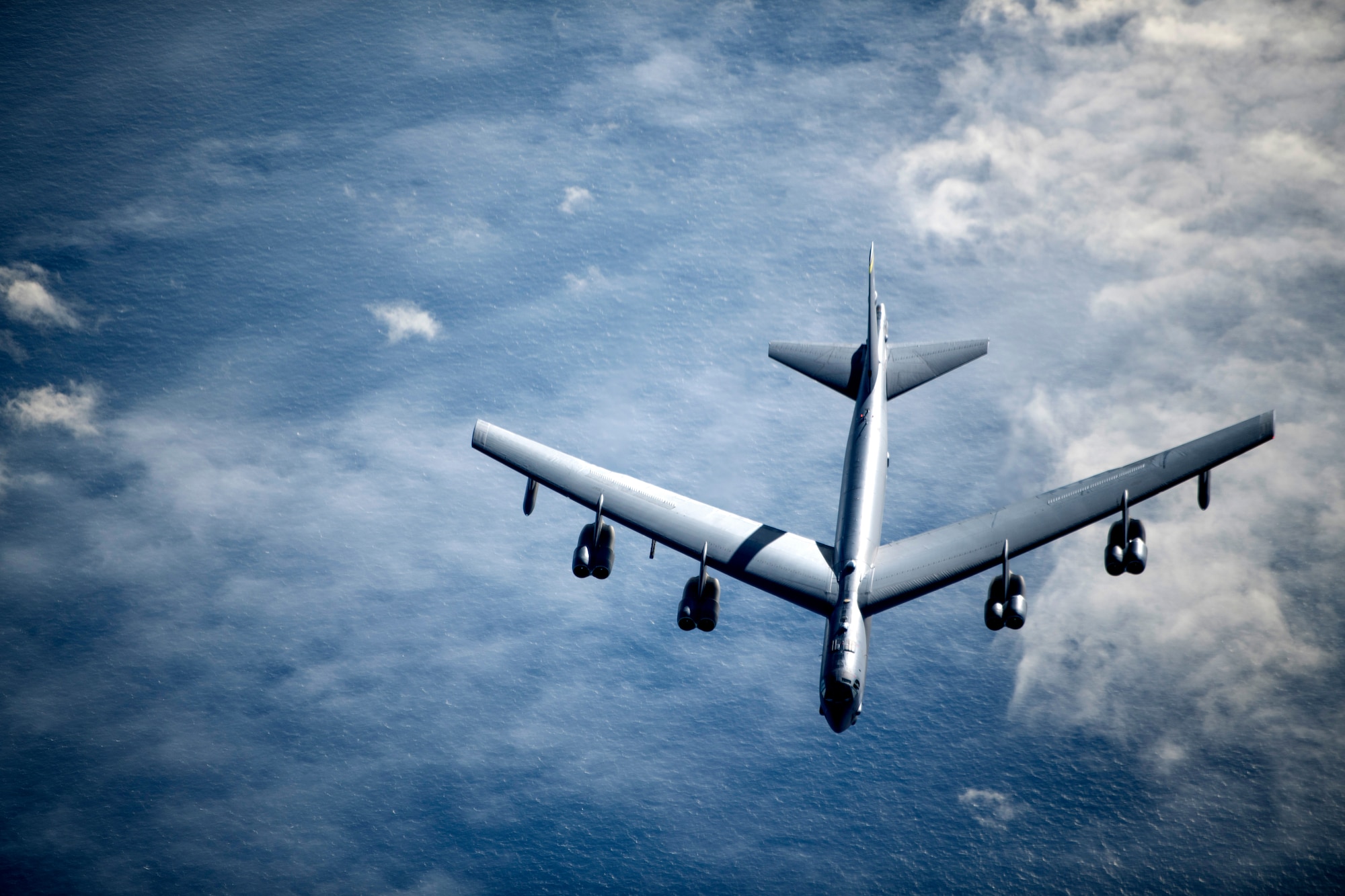 100th ARW fuels bomber mission