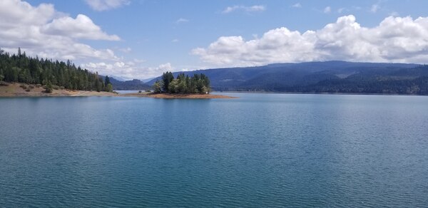 Lost Creek Lake