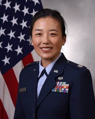 Official military photo of Lt. Col. Hanna Yang