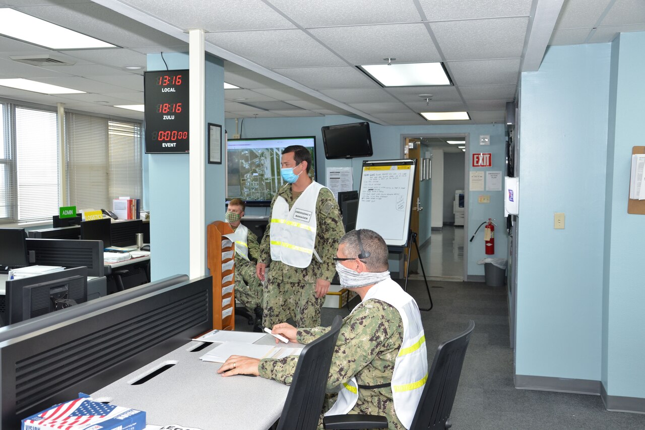 Sailors following COVID-19 protection guidance during training.