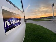 A team of engineers from Naval Surface Warfare Centers Carderock and Philadelphia Divisions stop by Mt. Vernon, Ill.