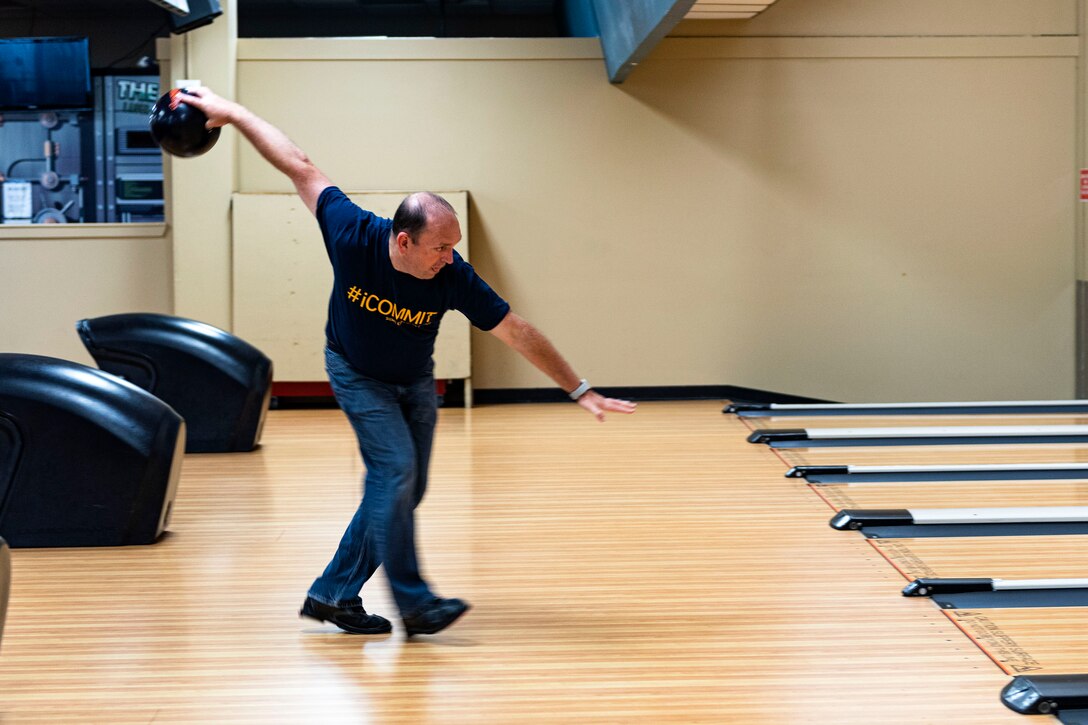 Photo of patron bowling.