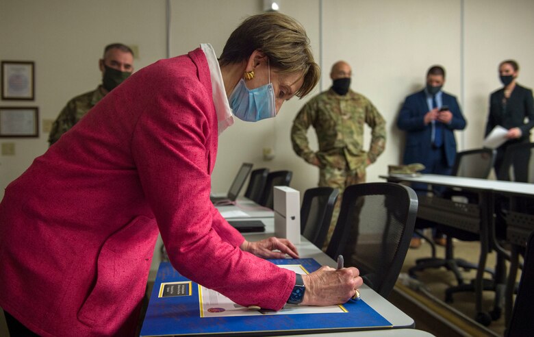 SECAF visits Holloman Air Force Base during COVID-19
