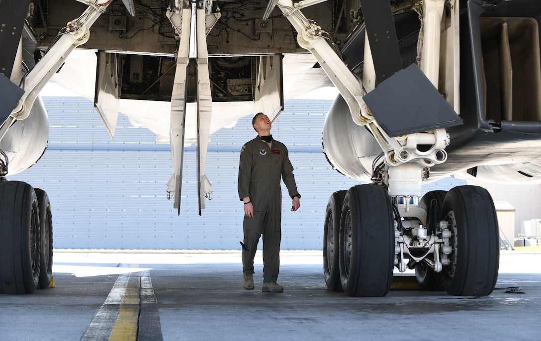 Ellsworth B-1s integrate with allies, partners in Nordic region