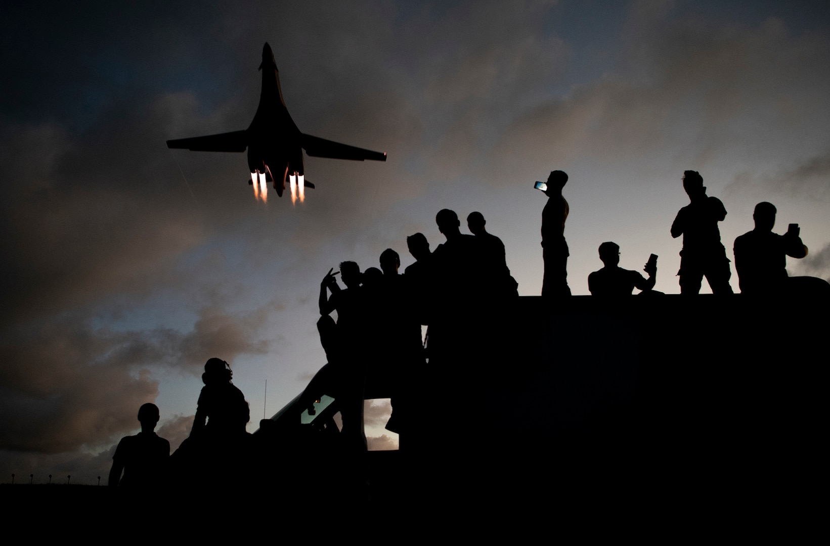 B-1s Complete 24-hr Sprint from Guam to Train in Alaska, Japan