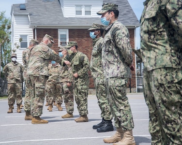 UAMTF 811-1 and U.S. Navy EMF-M Farewell and Award Ceremony