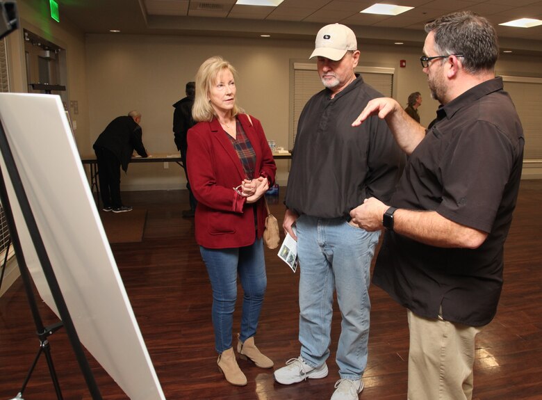 Project Manager Tim Crummett talks about the FUDS program with local residents during a public meeting in Temecula in January 2020.