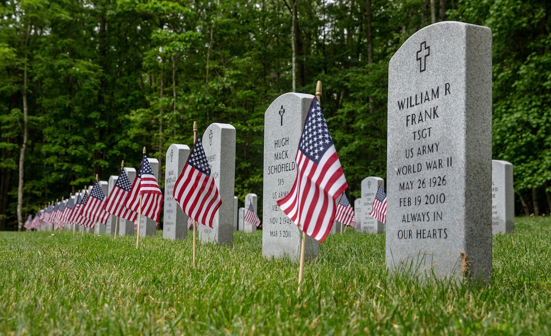 U.S. Marines conduct a Memorial Day Ceremony at the Quantico National Cemetery, Triangle, Va., May, 25.