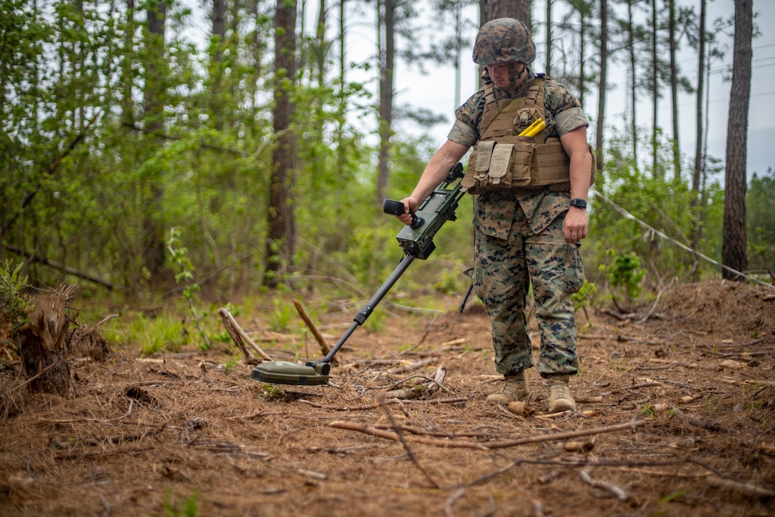 Task force Marines conduct IED training during certification exercise