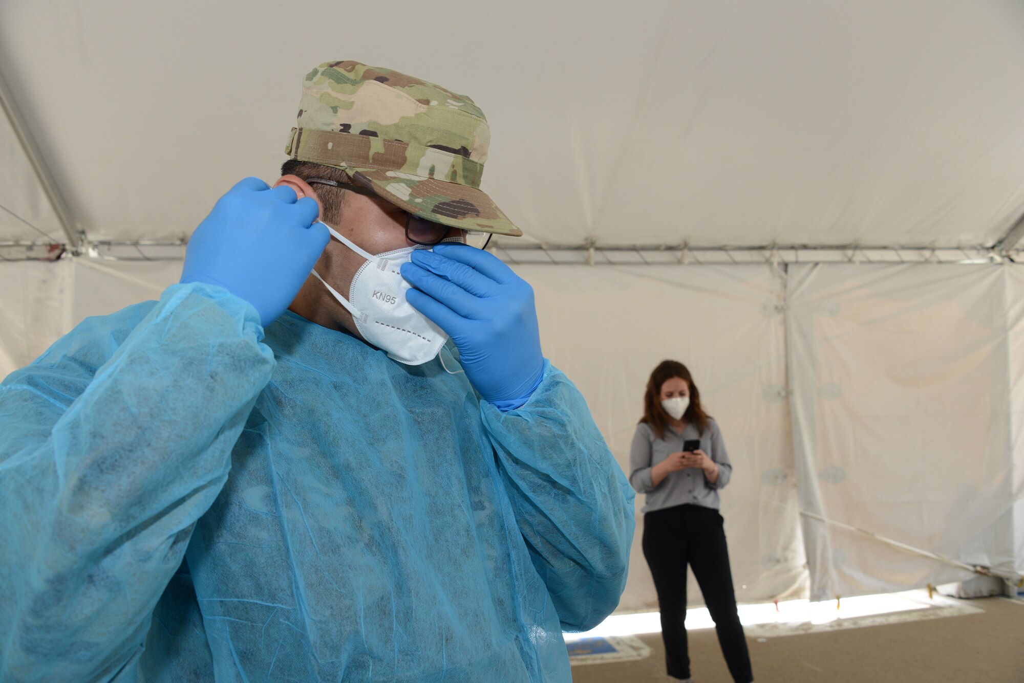 Members of the Iowa Air National Guard provide assistance at the “TestIowa” COVID-19 test site in Sioux Center, Iowa on May 27, 2020.