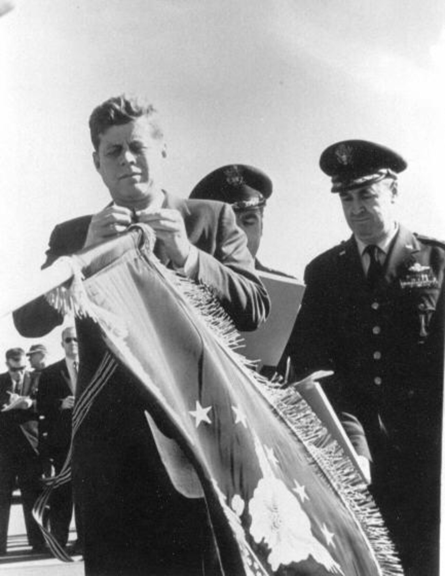 President John F. Kennedy presented the 4080th Strategic Wing from Laughlin Air Force Base, Texas, with an Air Force Outstanding Unit Award streamer for all services rendered from September 2, 1959 to November 24, 1962. That period included the reconnaissance missions the 4080th flew during the Cuban Missile Crisis. Ceremonies were held at Homestead AFB, Florida. (Courtesy Photo)