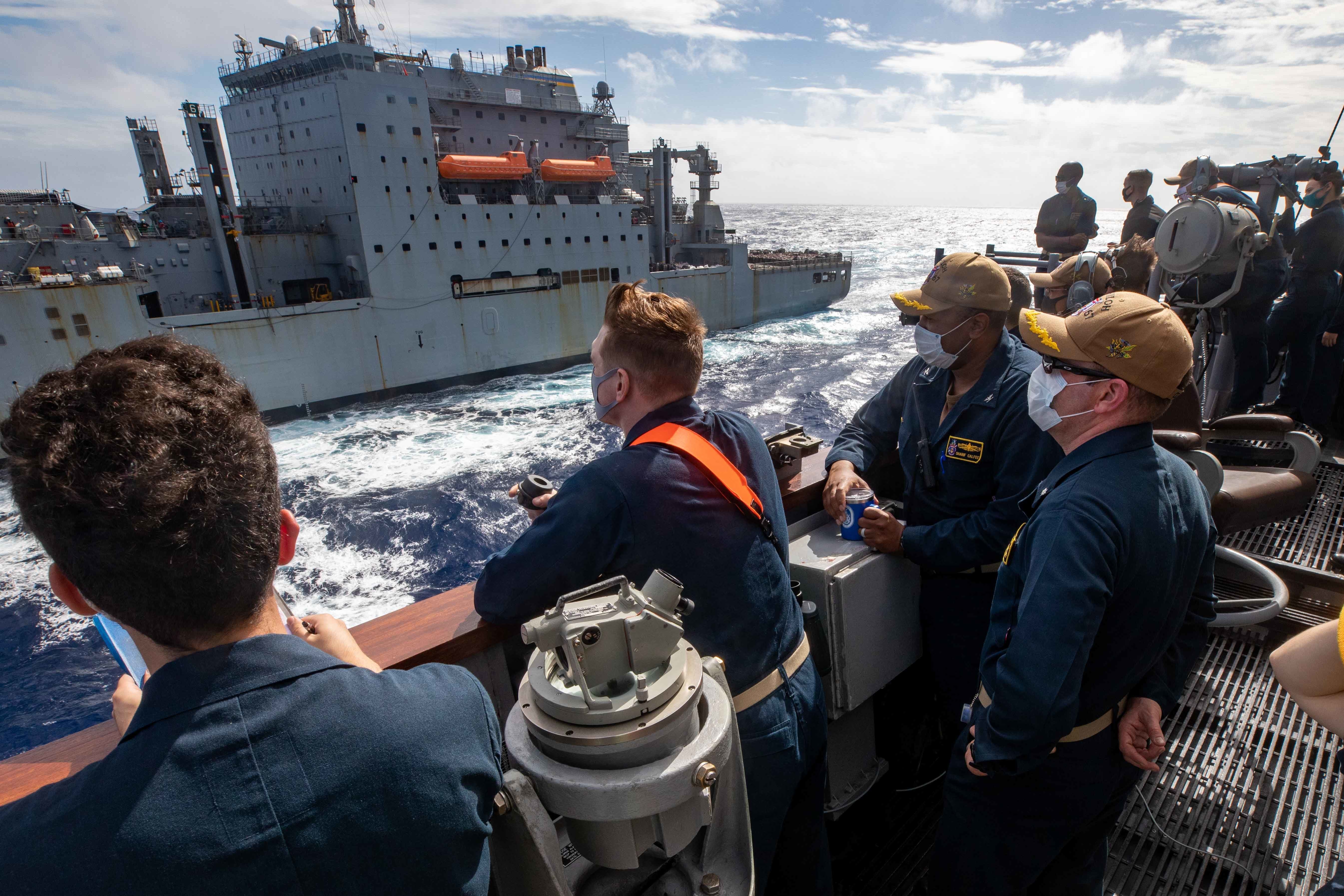 USS Shiloh (CG 67) conducts a replenishment-at-sea with USNS Alan Shepard (T-AKE 3) during Keen Sword 21.