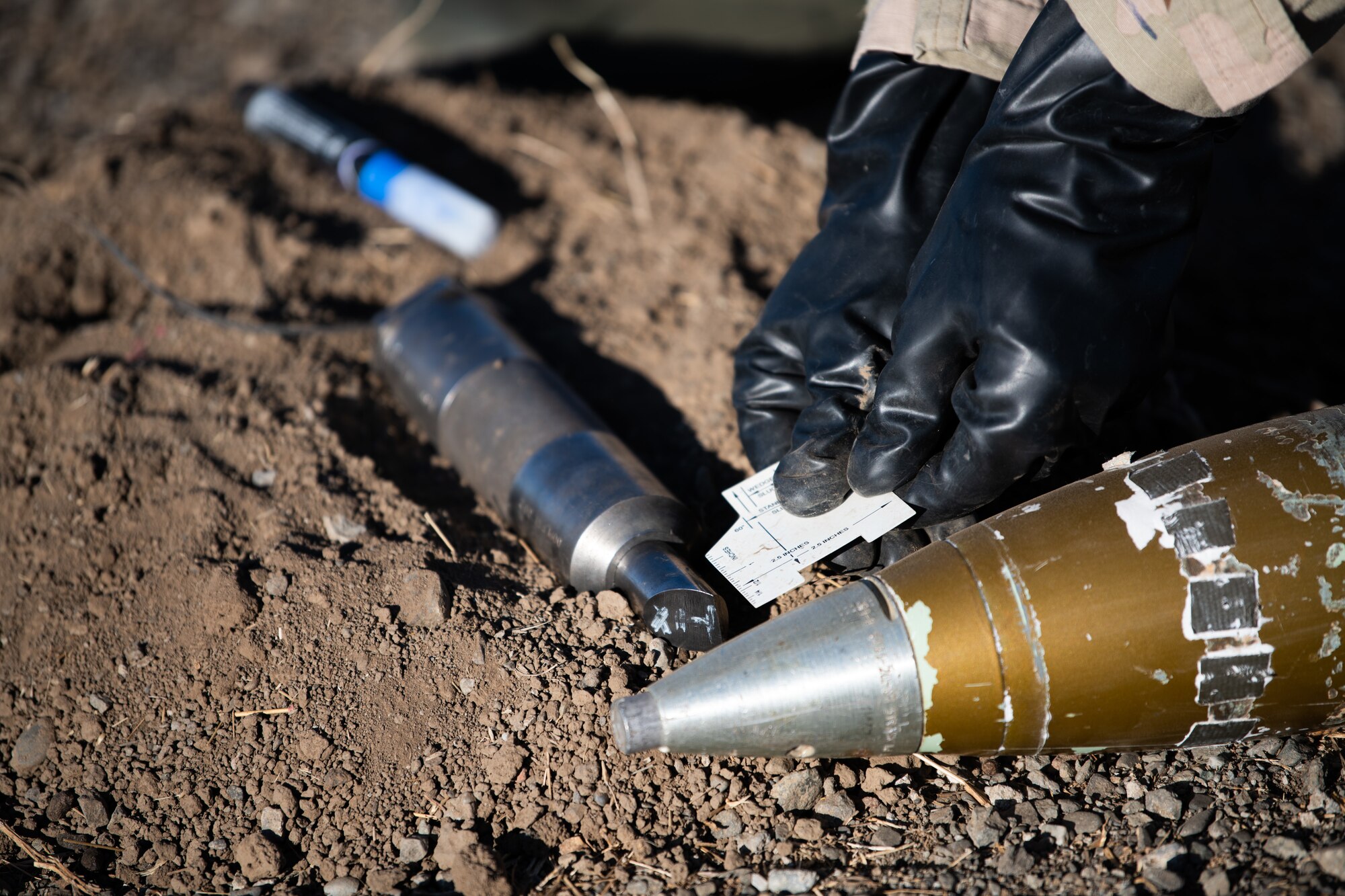 EOD technician training on base