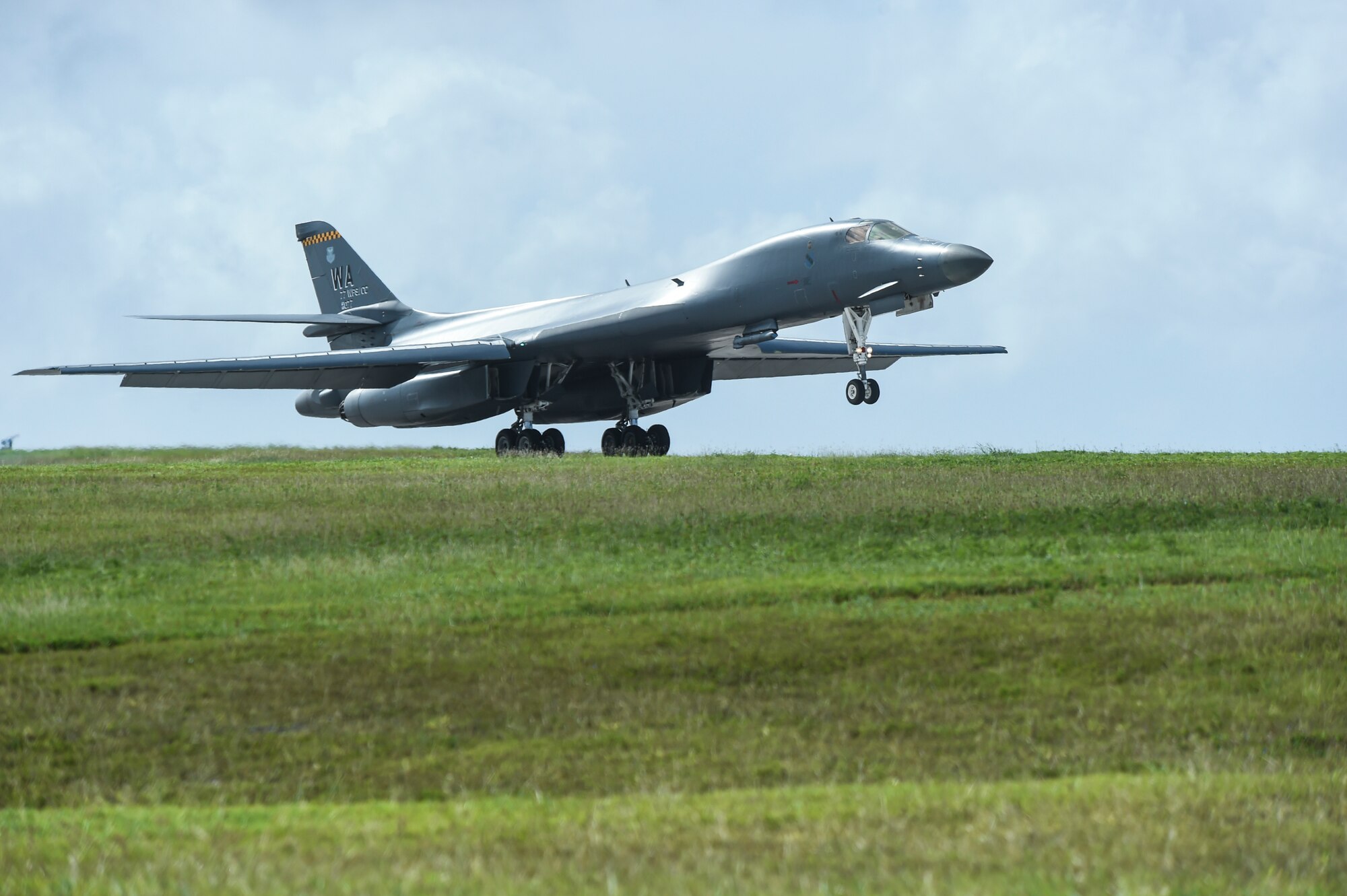 9th EBS completes sorties, hot-pit training