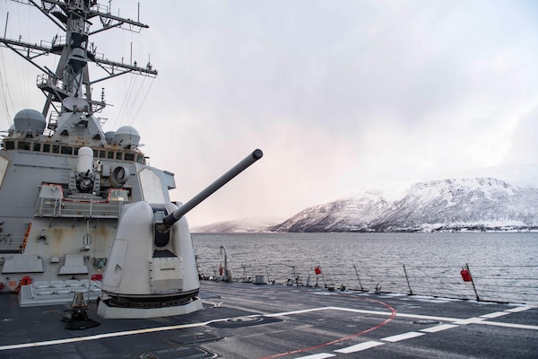 USS Ross; Norwegian Sea