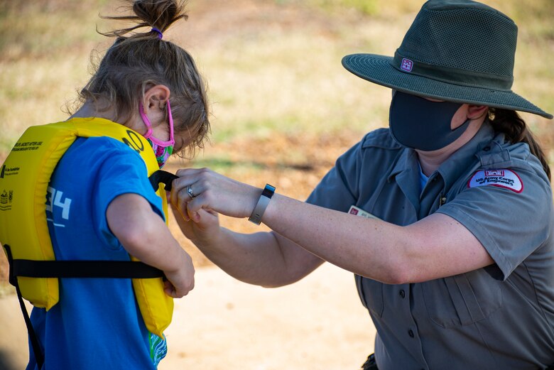 Cub Scouts at Grapevine Lake