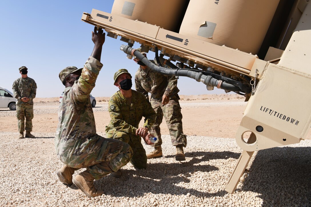 ARCENT Australian deputy commander of operations visits PSAB