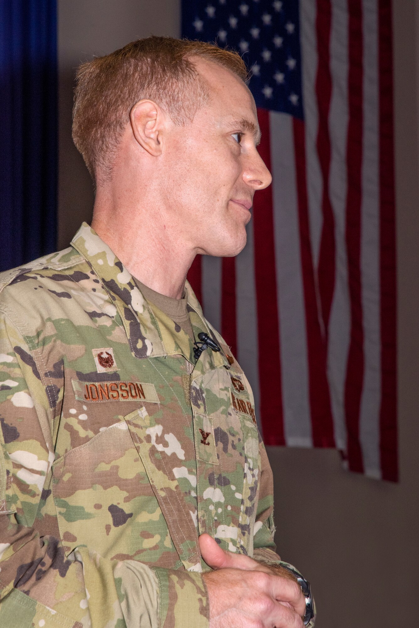 U.S. Air Force Col. Benjamin Jonsson, the 6th Air Refueling Wing commander, briefs an audience during a commander’s call at MacDill Air Force Base, Fla., Nov. 6, 2020.