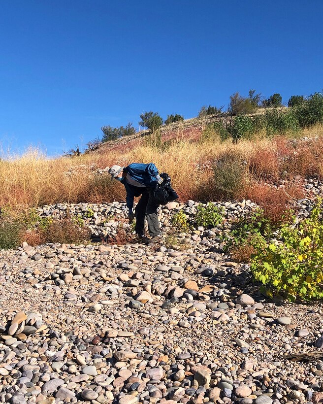 Mark Yuska, chief of the USACE-Albuquerque District’s Operations Division, picks up trash at Abiquiu Lake’s NPLD event, Sept. 26, 2020.