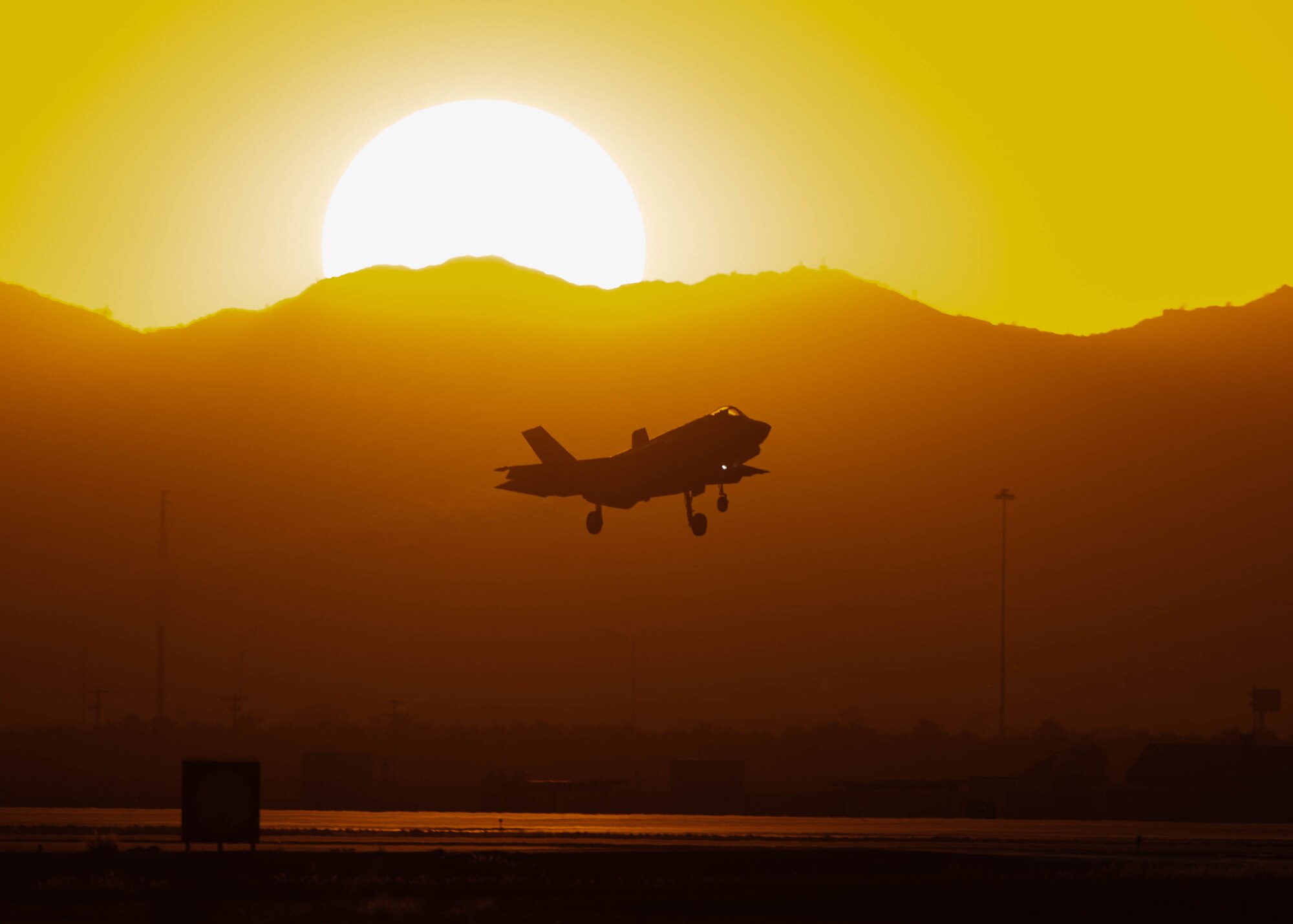 F-35s demonstrate airpower during sortie training