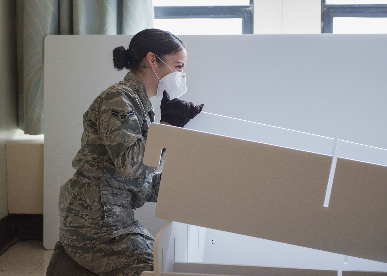 Connecticut National Guard Soldiers and Airmen set up 200 beds at Stamford Hospital