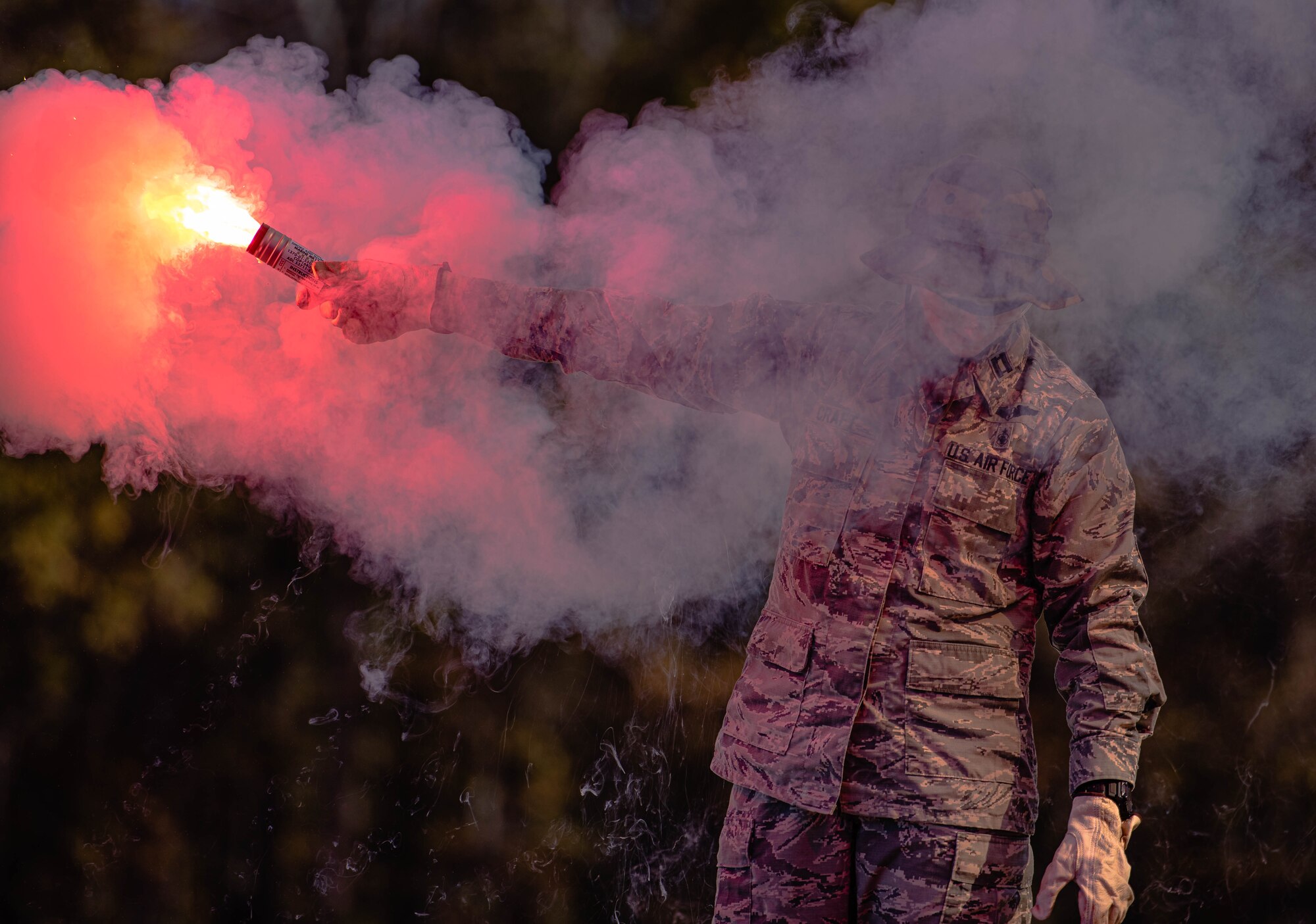 Airman lighting flare