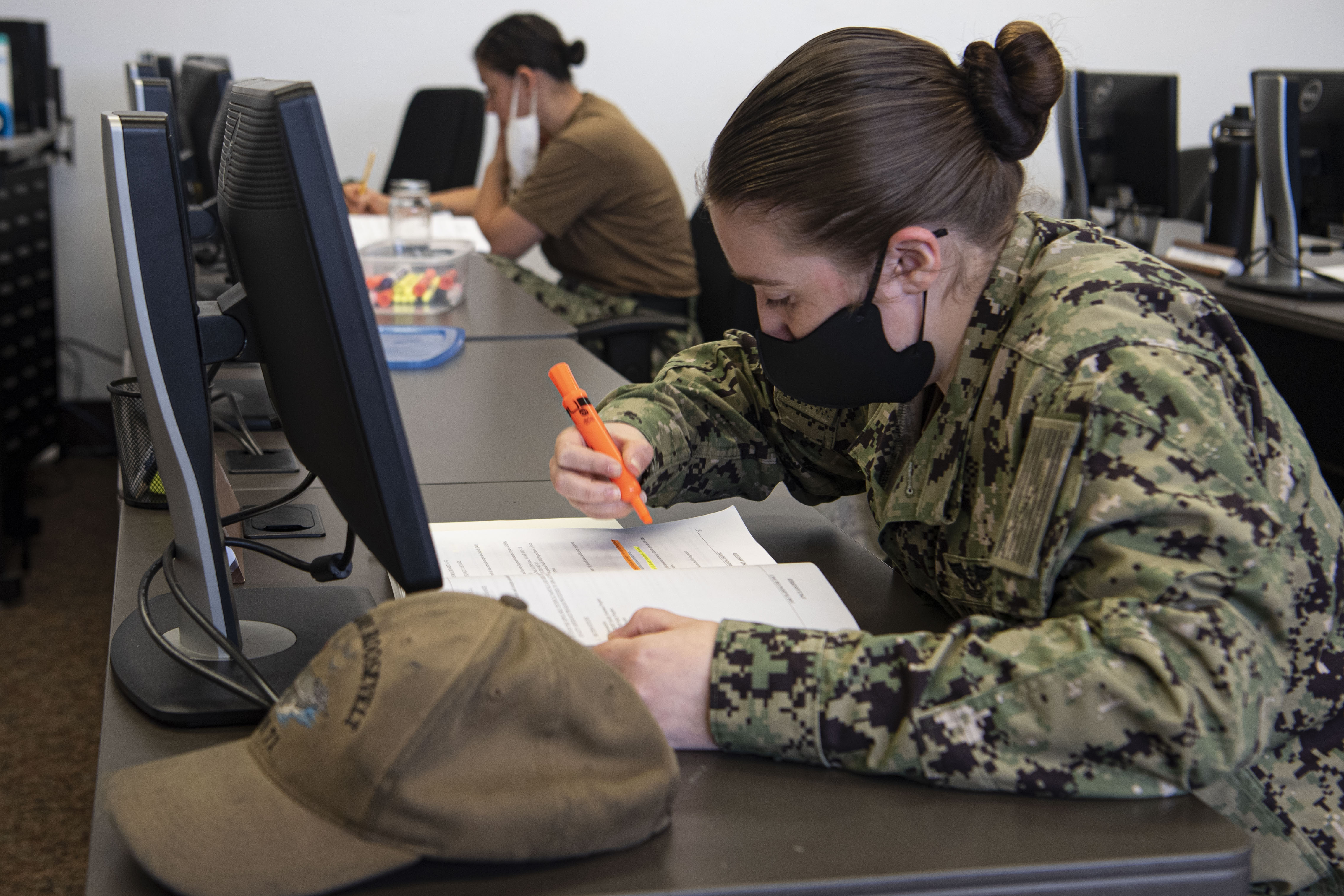 CNATT provides exclusive aircraft launching courses >Joint Base McGuire-Dix-Lakehurst >Features” style=”clear:both; float:left; padding:10px 10px 10px 0px;border:0px; max-width: 390px;”> Some supply flexibility for gentler help and permit for a wider vary of movement, while others are more constrictive for severe cinching. The stretchy nature of the material helps offer good support to the sides and back to shape up your body when additionally bettering your body posture. The belt supplies perfect muscle help to enhance the posture and prevent again issues. Also, the cincher is assured to offer abdominal compression and lumbar help to improve posture and prevent decrease again points. This design permits the cincher to suit totally different tummy sizes making it best for almost every lady. The ultra-lightweight design makes it a super workout gear while the adjustable waistband has a Velcro closure makes it an ideal option for the normal torso and the brief torso physique varieties. The waist shaper options double-adjustment Velcro straps that present a exact fit. The waist cincher features three columns of hook-and-eye closures that provide a comfortable match.</p>
<p> We remember just a few components together with brand and product value, high quality of Waist Trainer For Women Workout and moreover its durability; the associated customer ratingss, opinions and rankings; and the specs and options of its variants. To pick out the best-matching model, women ought to pick sides with the proper size and the principle functions of their training (weight reduction, waistline reduction, smaller waist, and many others.). Waist trainers are used to cut back the dimensions of the waist. Ensure you select the appropriate dimension as a result of when you attempt to slot in a too-tight waist trainer, the framework will break, and it can damage you as properly. Some may have been in existence for years while others are comparatively brand-new. Besides, they all have good finish and stitching and won’t dig into the pores and skin. Also, you won’t fear about marks, fatigue, or any uncomfortable side effects. This avoids scrape, marks, and ache. What’s more, it has nice compression to cut back the belly and in addition waistline quick.</p>
</div>




<div class=