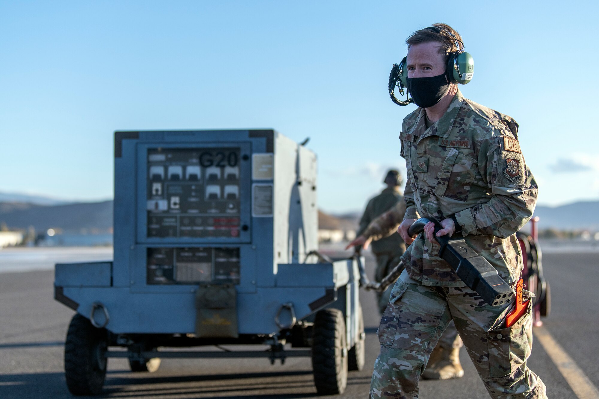 Airmen gain CR proficiency during Exercise Night Fury