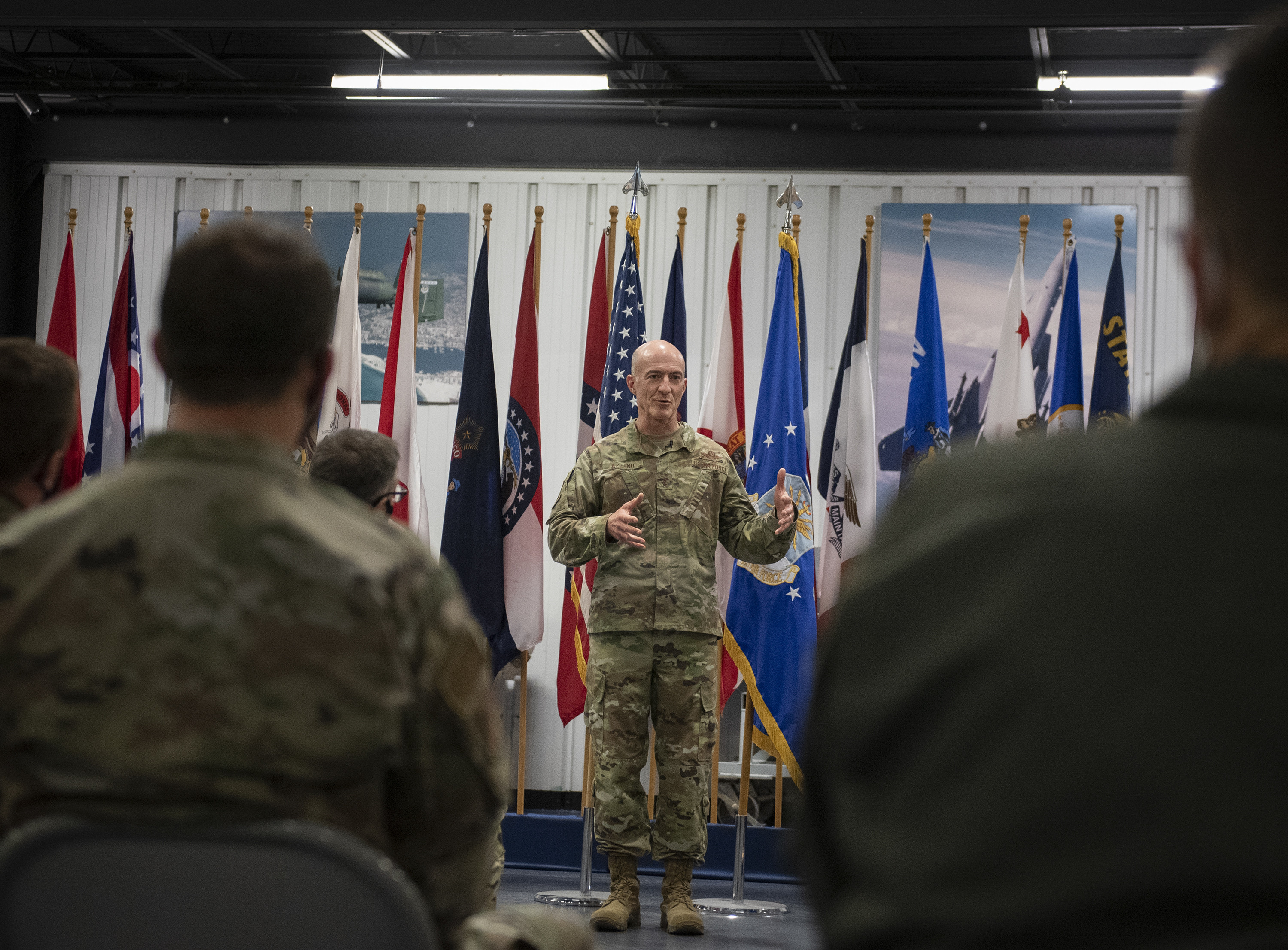 Test Center commander visits Eglin > Eglin Air Force Base > Article Display