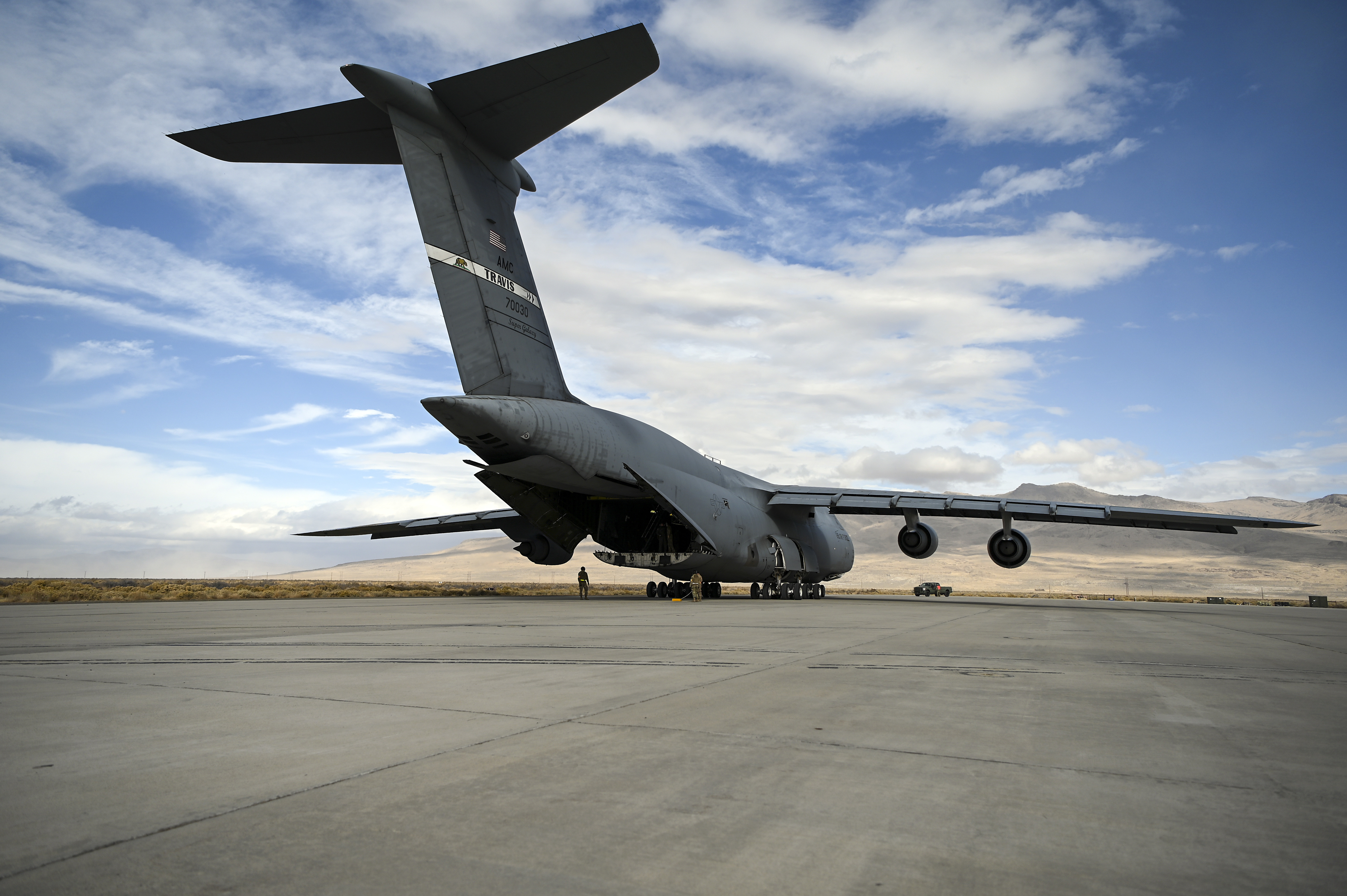 Airmen gain CR proficiency during Exercise Night Fury > Travis Air