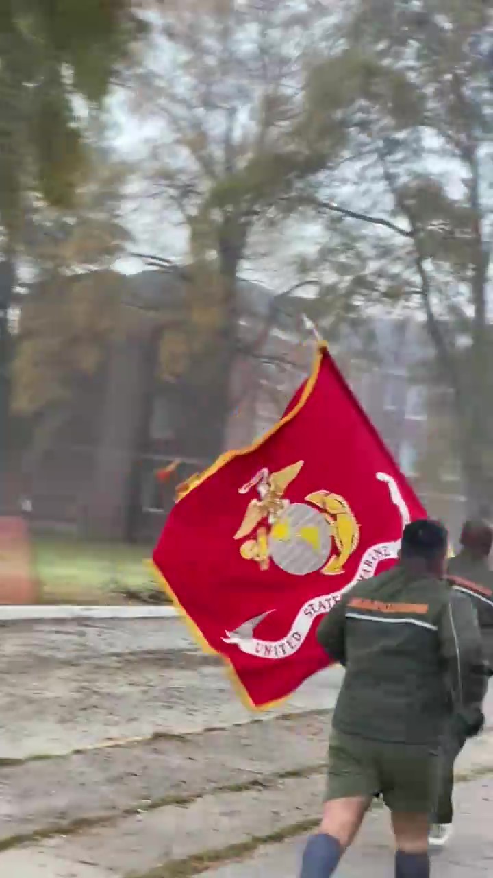 MARINES PARTICIPATING IN THE BIRTHDAY RUN